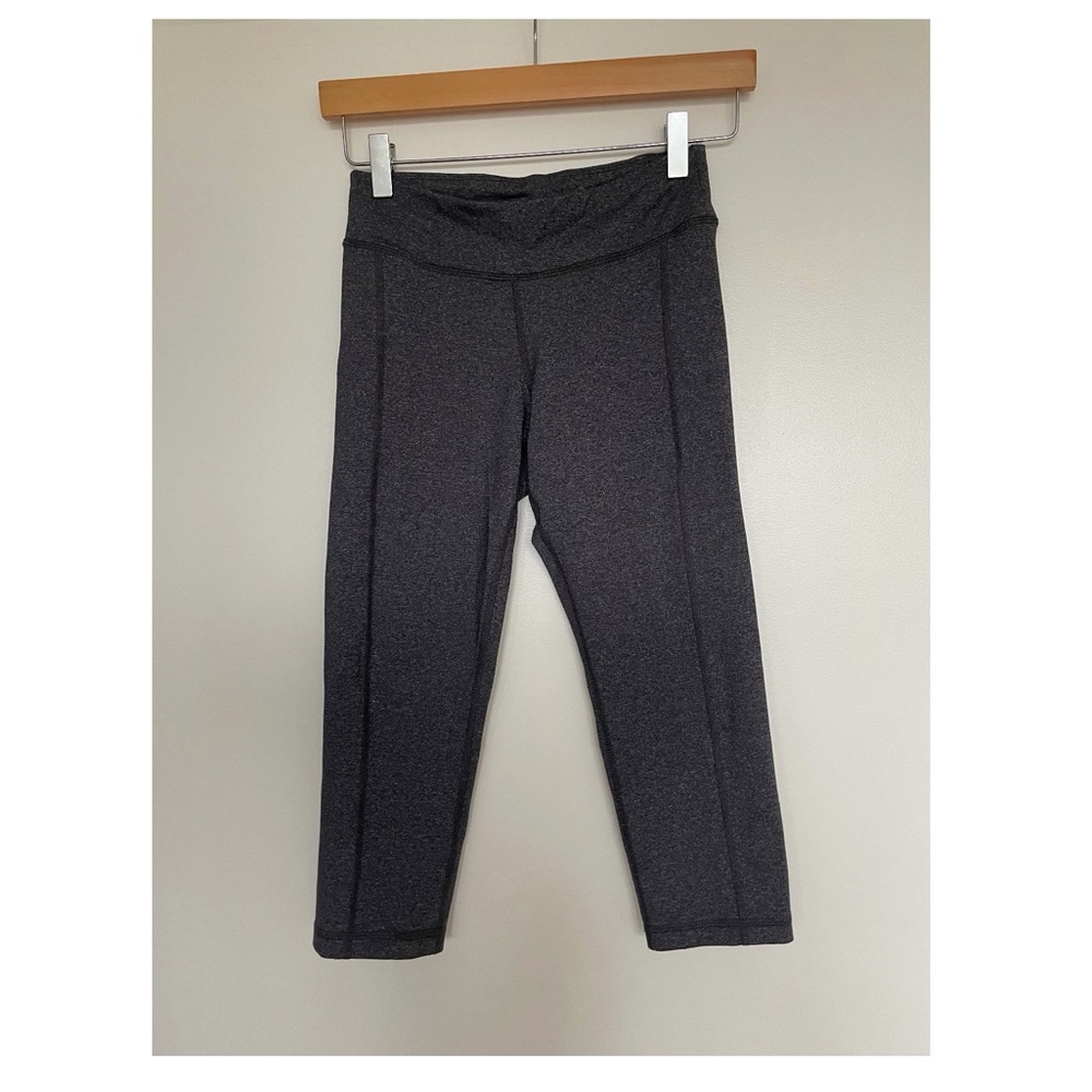Active by old navy cropped leggings